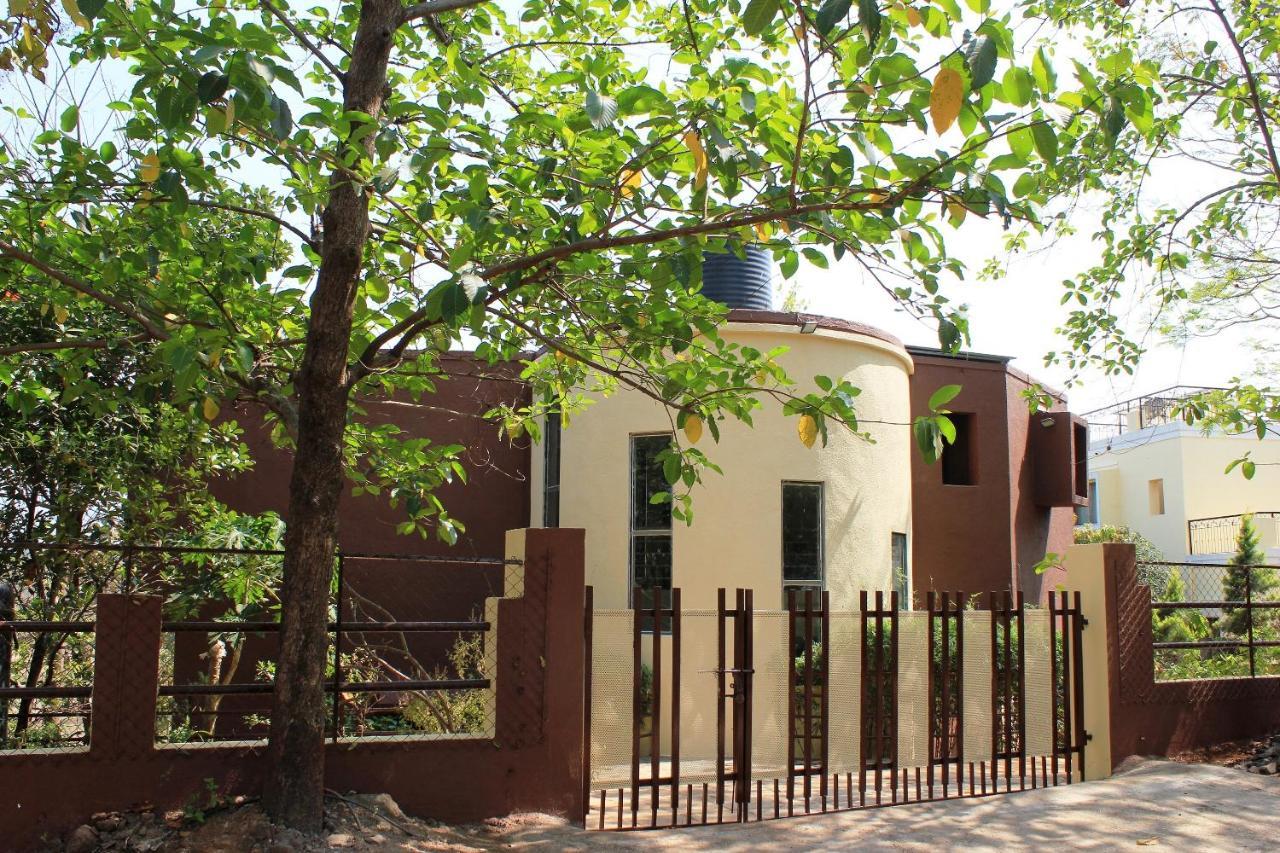 Karjat Villa Exterior photo