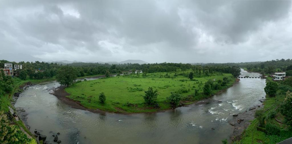 Karjat Villa Exterior photo