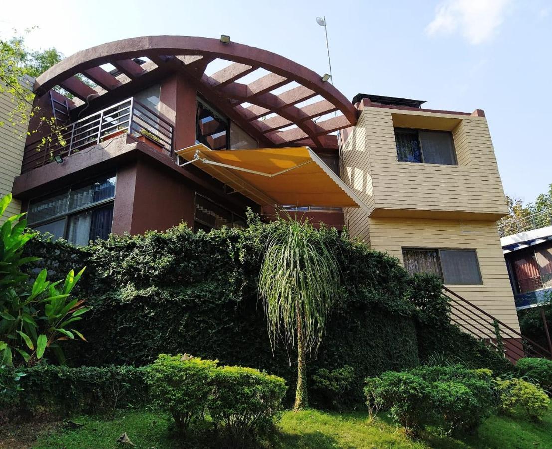 Karjat Villa Exterior photo